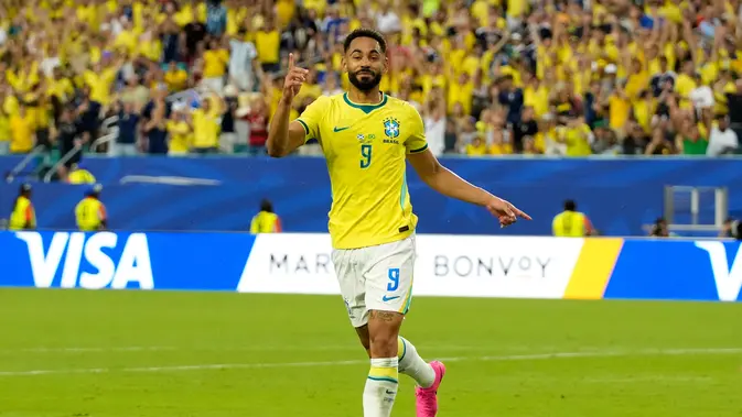 Pemain Brasil, Matheus Cunha merayakan gol ketiga timnya dalam pertandingan melawan Skotlandia di Piala Dunia 2026 di Miami Gardens, Florida, Kamis (25/6/2026). (AP Photo/Lynne Sladky)
