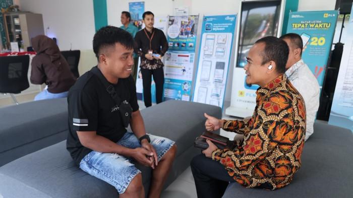 PT PLN Unit Pelaksana Pelayanan Pelanggan (UP3) Gorontalo menggelar aksi