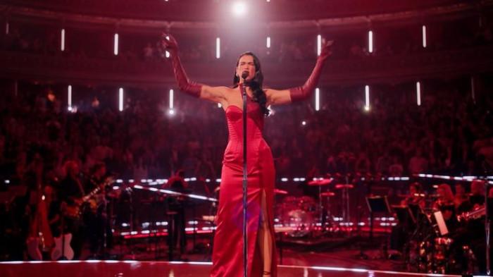 20261109 - dua lipa live perform
