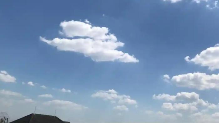 CERAH - Foto cuaca cerah dan berawan di kawasan Jawa Tengah. Simak prakiraan cuaca Surabaya hari ini, Senin (14/9/2026).